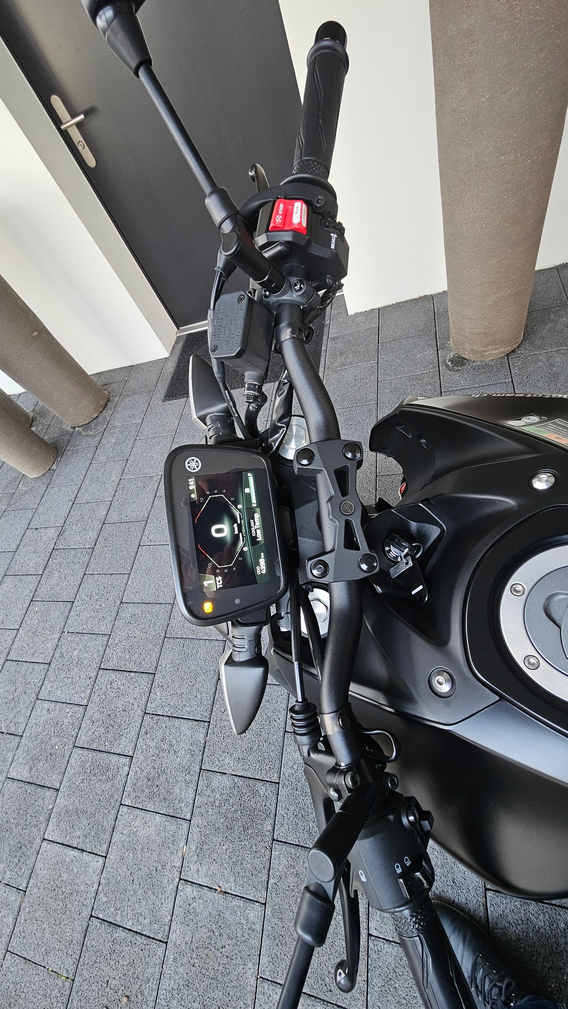 YAMAHA MT-125 ABS-image-2