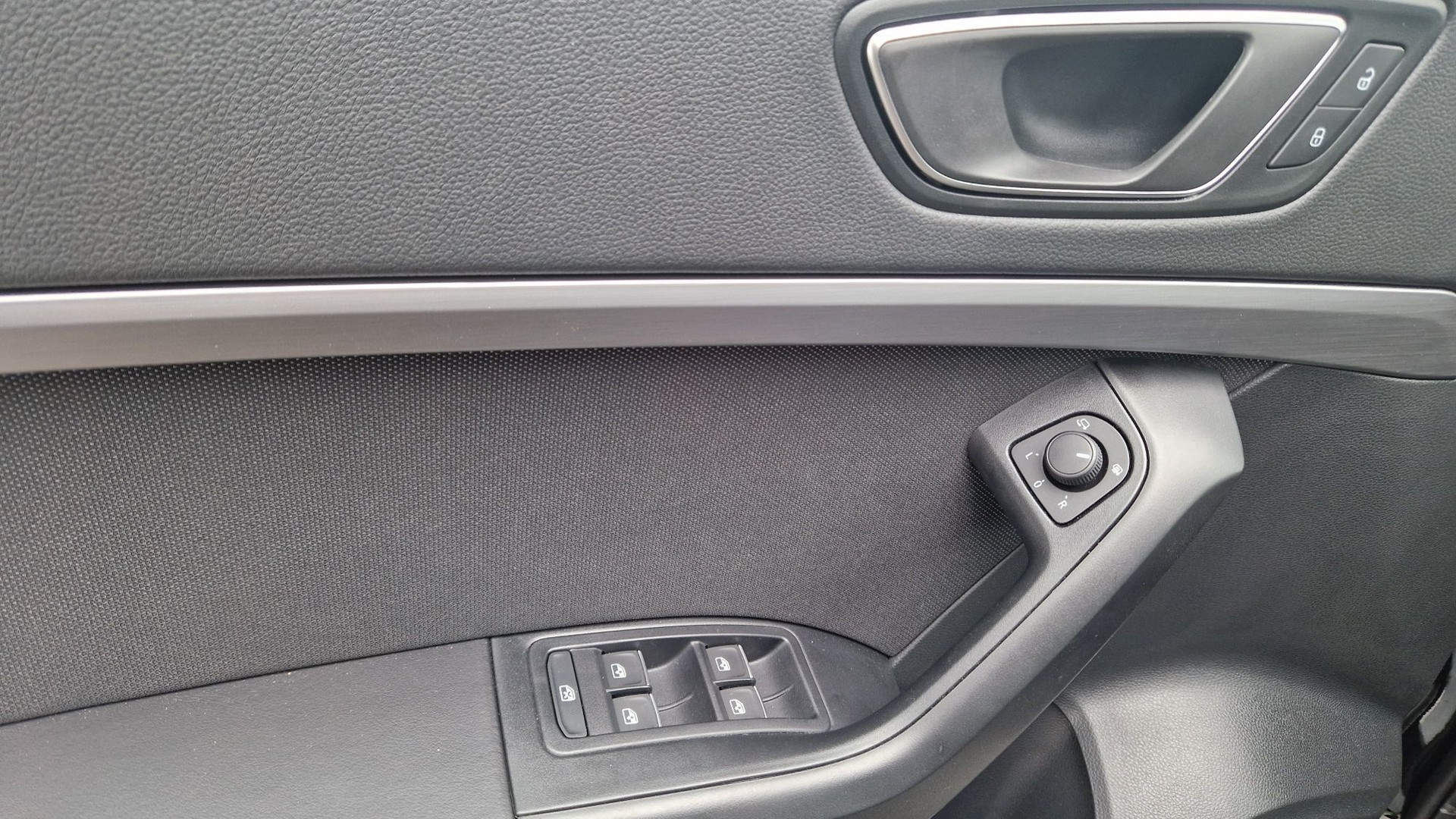 SEAT Ateca 1.5 TSI EVO DSG FR-image-8