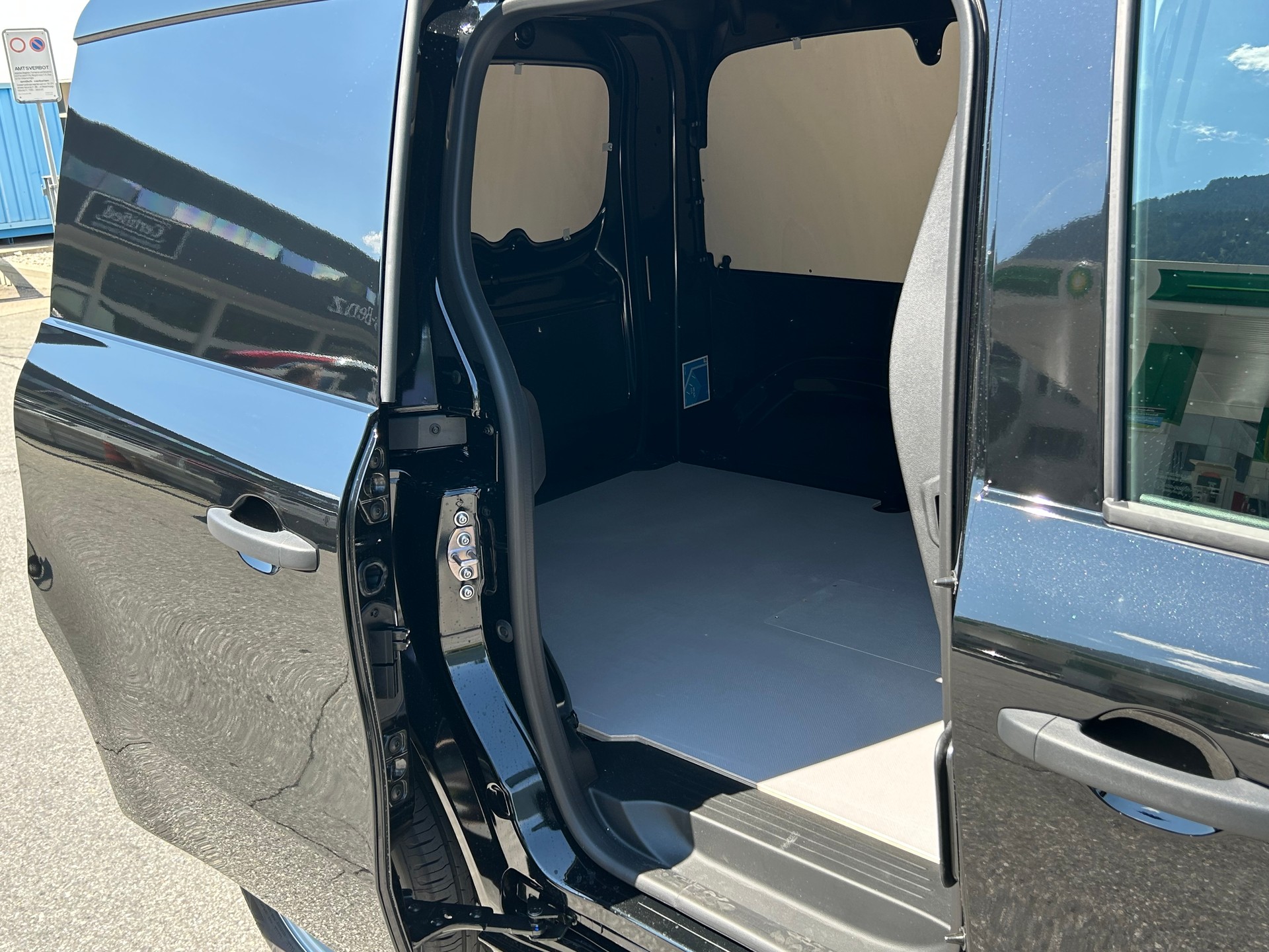 MERCEDES-BENZ eCitan Standard S WORKER-image-10