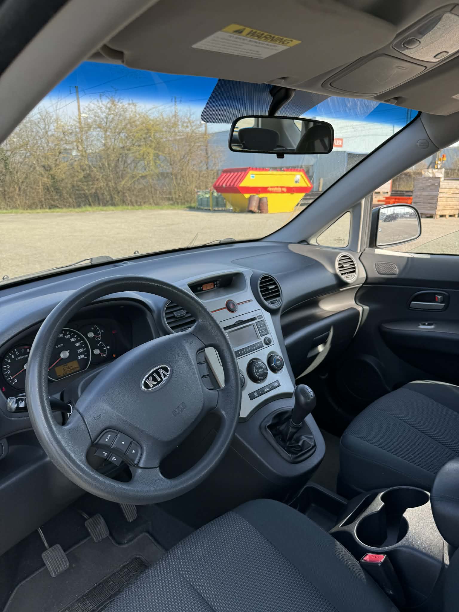 KIA Carens 2.0 CVVT Classic-image-10