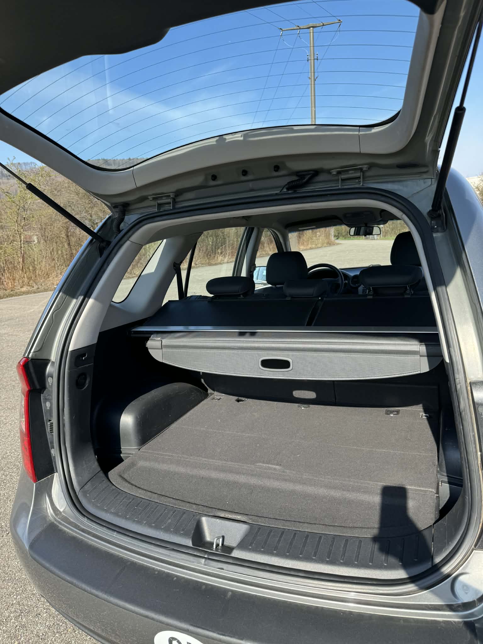 KIA Carens 2.0 CVVT Classic-image-9