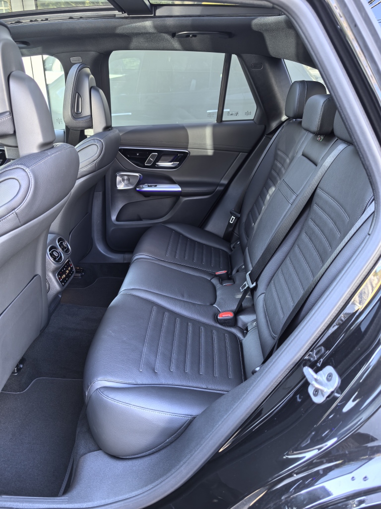 MERCEDES-BENZ GLC 220 d 4Matic 9G-Tronic-image-9