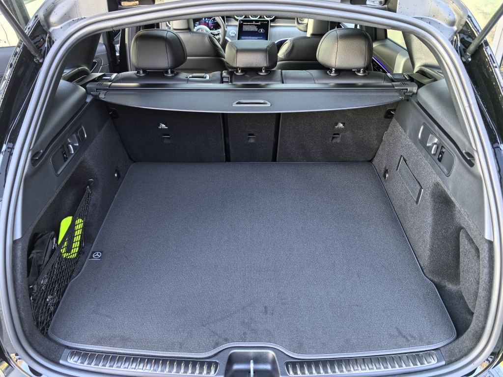 MERCEDES-BENZ GLC 220 d 4Matic 9G-Tronic-image-10