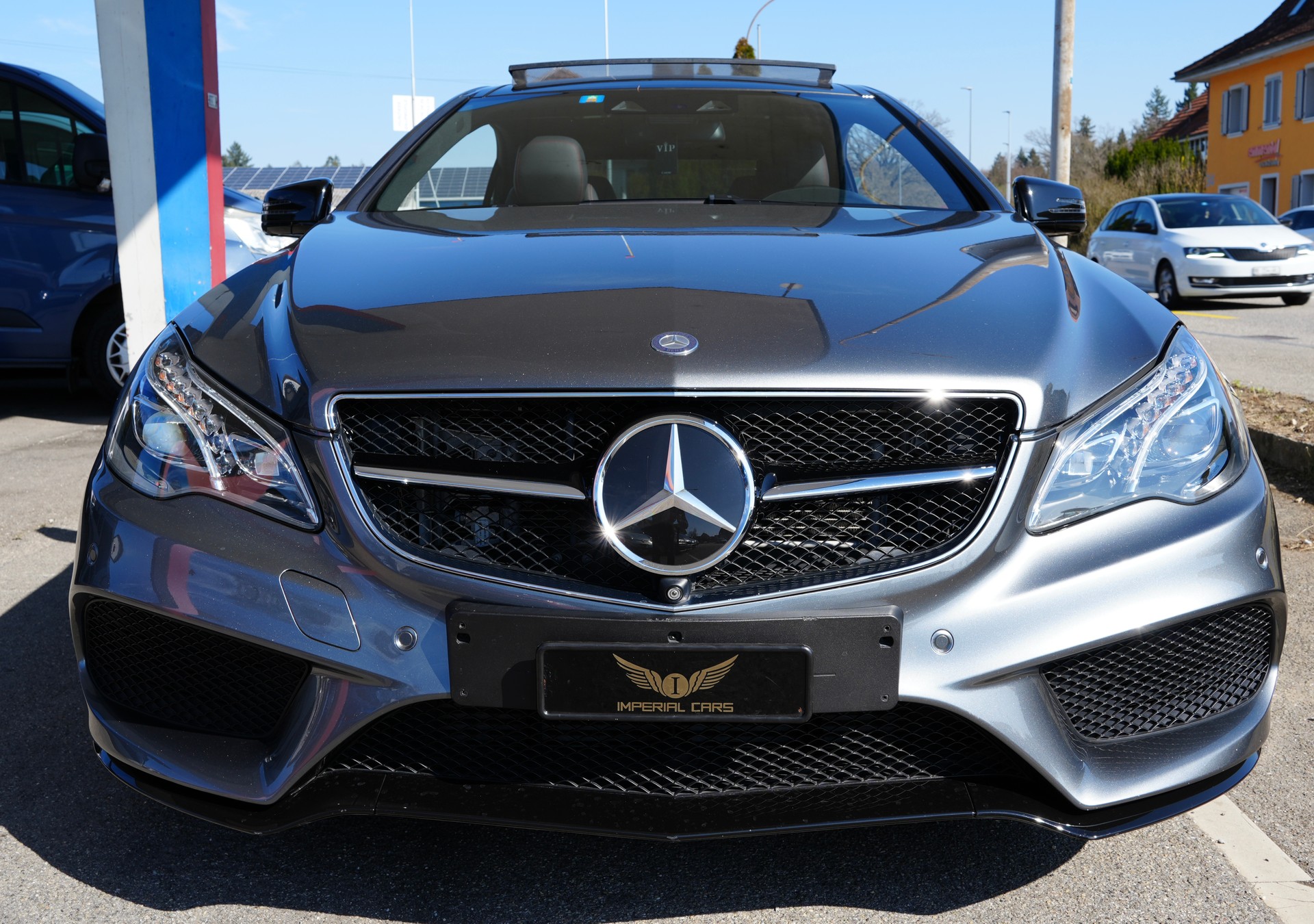 MERCEDES-BENZ E 350 BlueTEC 9G-Tronic AMG-Line-image-6