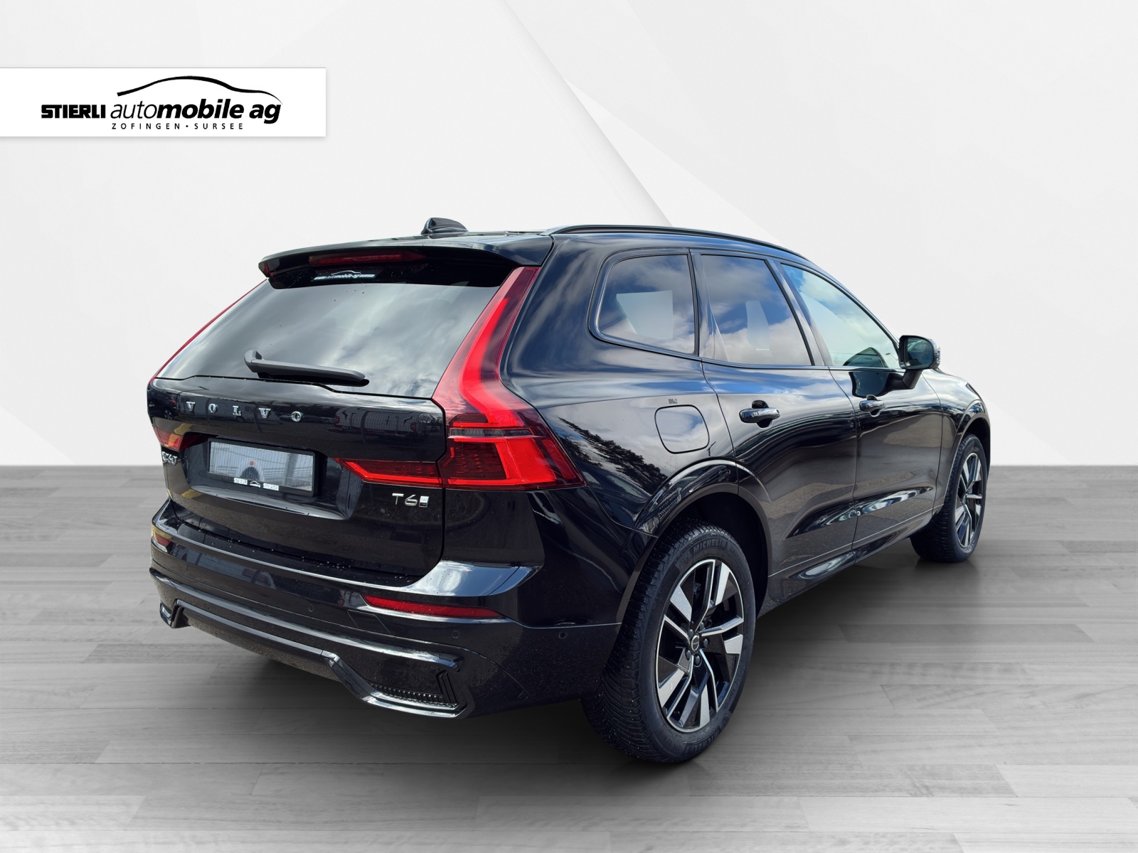 VOLVO XC60 2.0 T6 TE Plus Dark eAWD-image-4