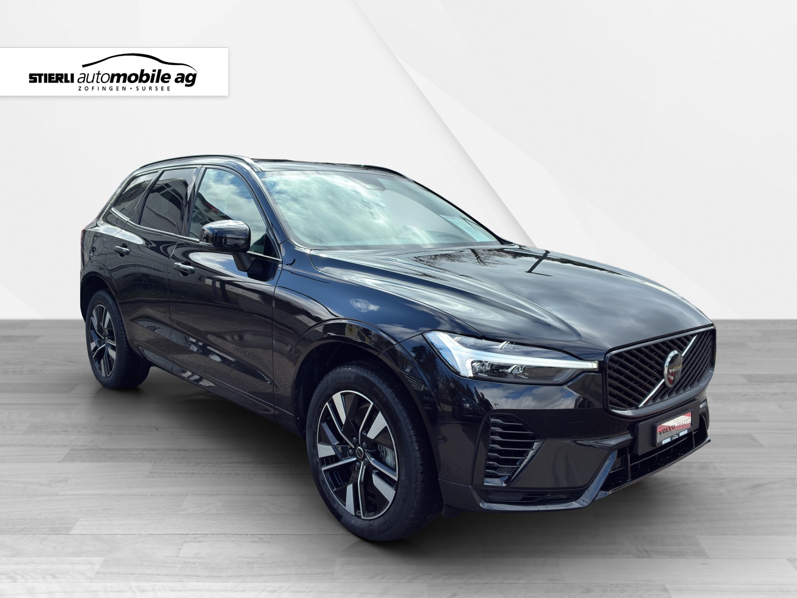 VOLVO XC60 2.0 T6 TE Plus Dark eAWD-image-2