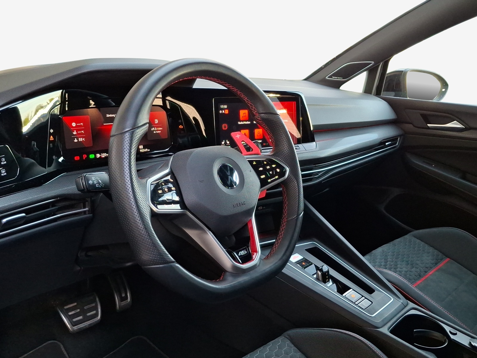 VW Golf 2.0 TSI GTI Clubsport 45 DSG-image-14