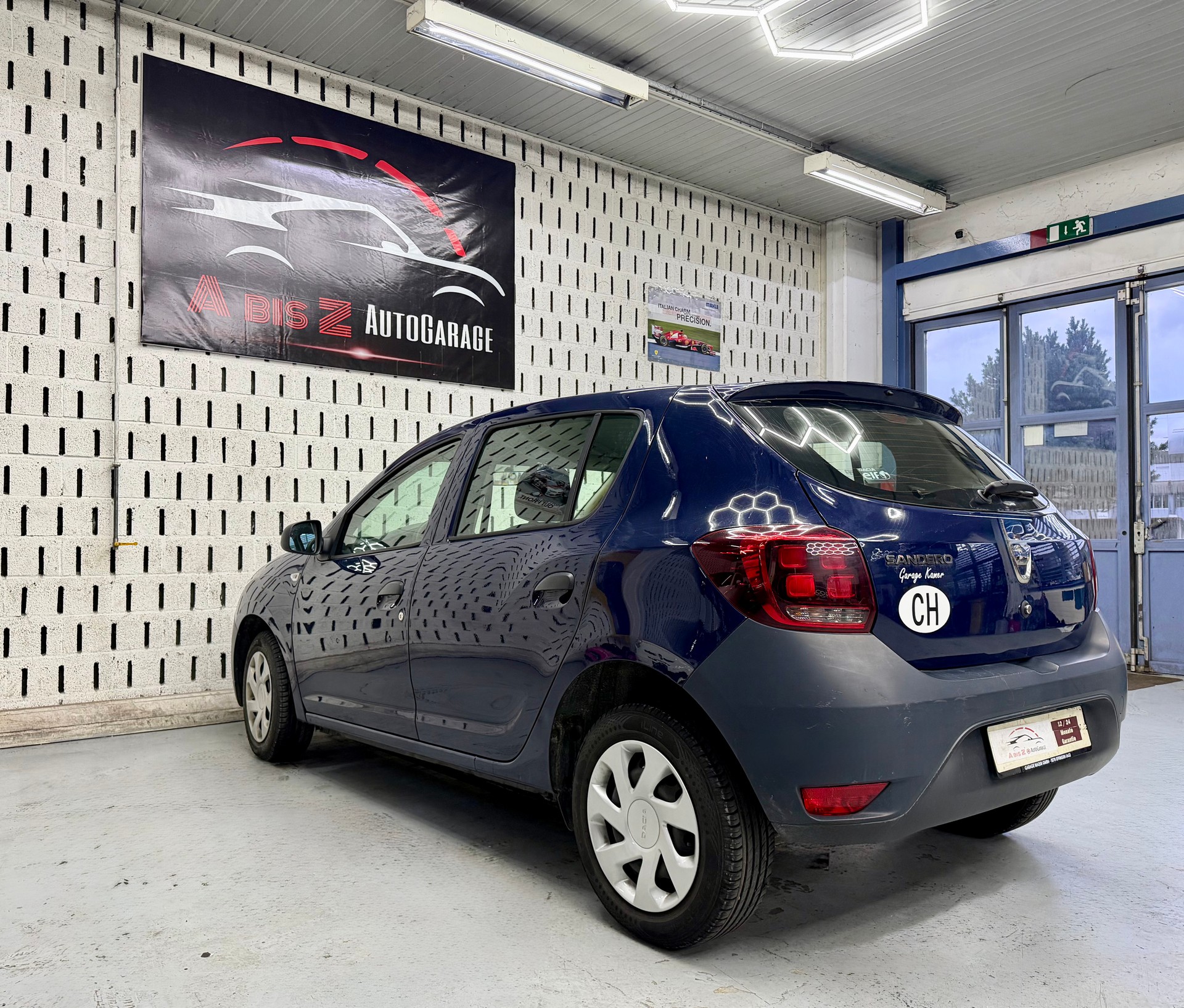 DACIA Sandero 1.0 Lauréate-image-6