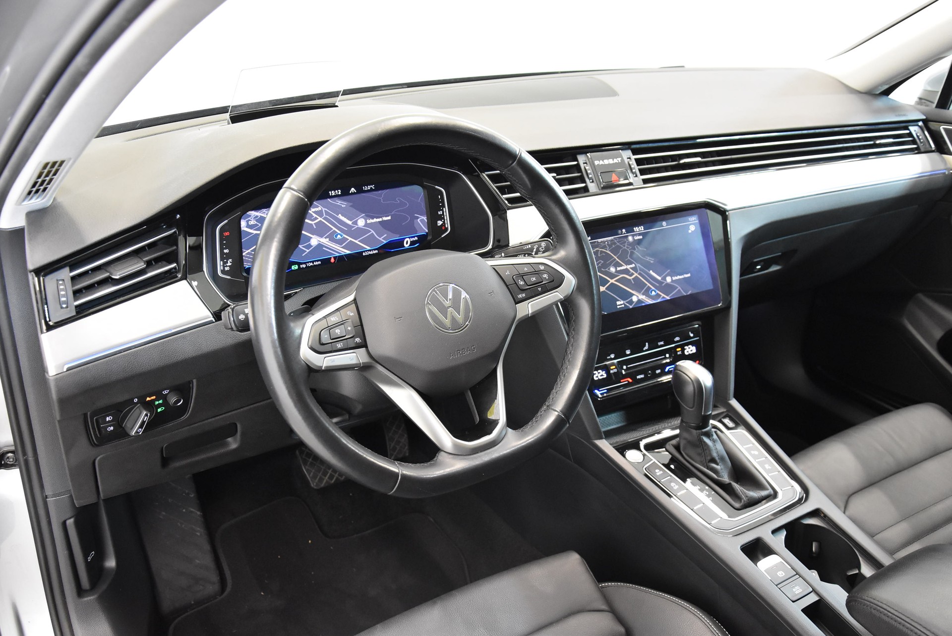 VW Passat 2.0 TDI BMT Business DSG-image-2