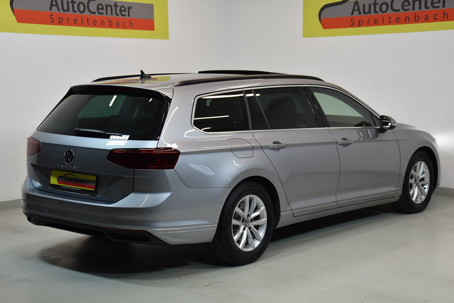 VW Passat 2.0 TDI BMT Business DSG-image-15