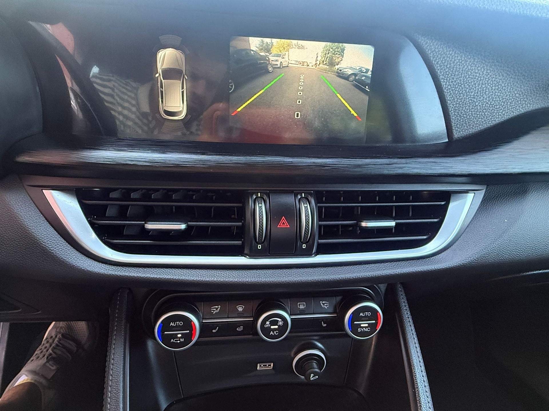 ALFA ROMEO Stelvio 2.2 JTDM Business Automatic Q4-image-13