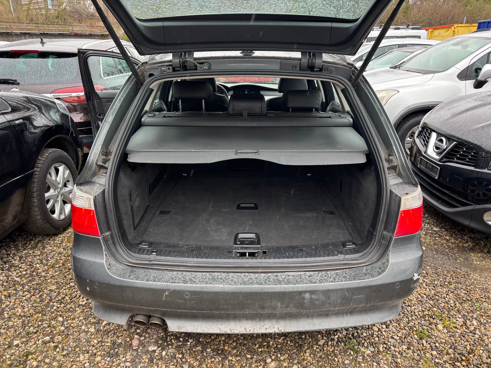 BMW 530xd Touring-image-6