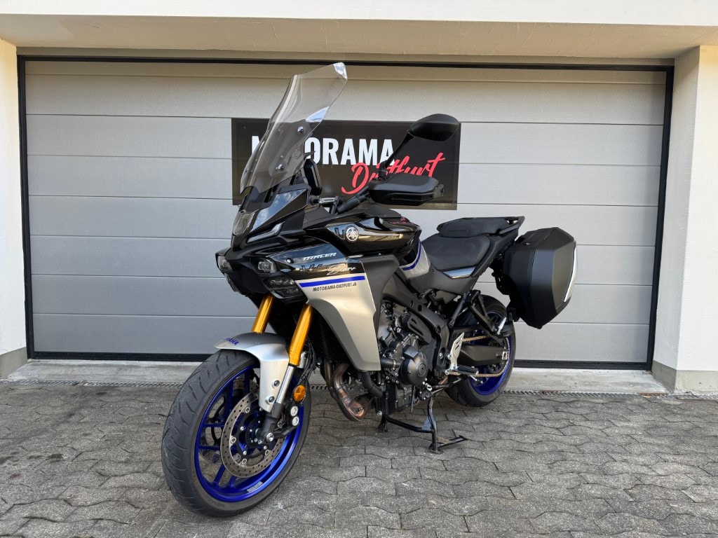 YAMAHA Tracer 9 GT+ Y-AMT-showroom-element-2