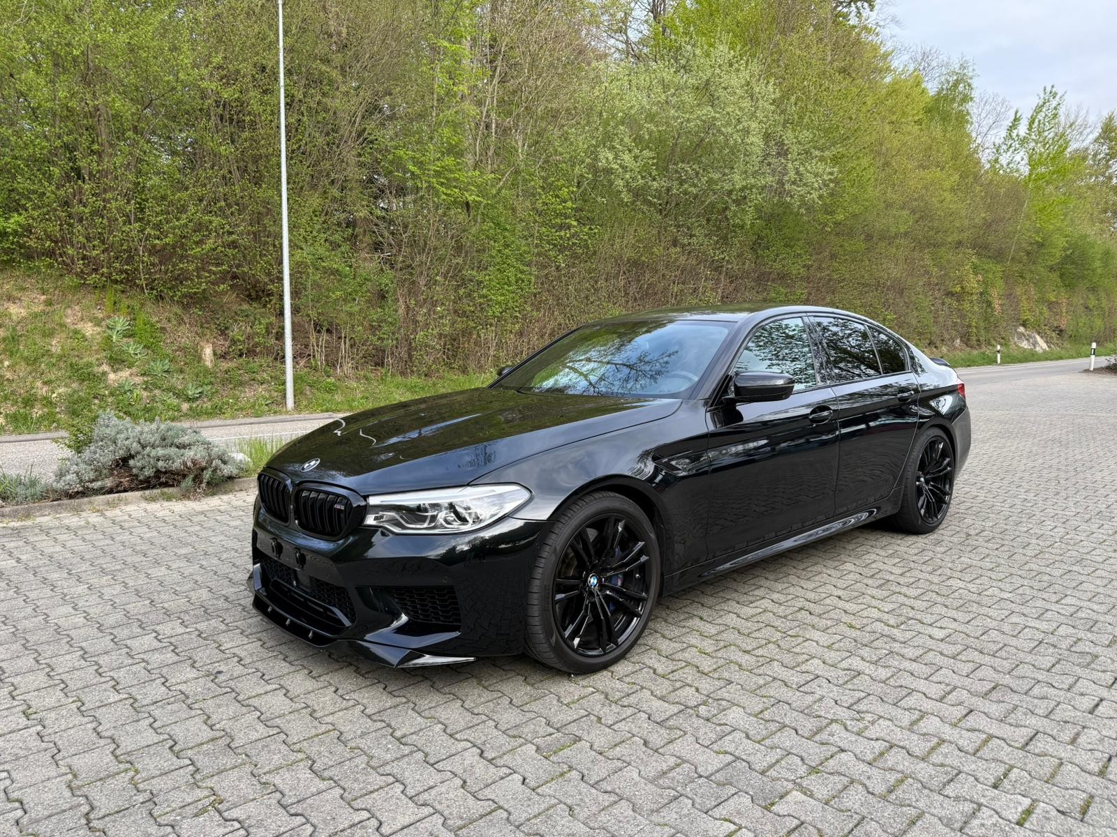 BMW M5 xDrive Drivelogic