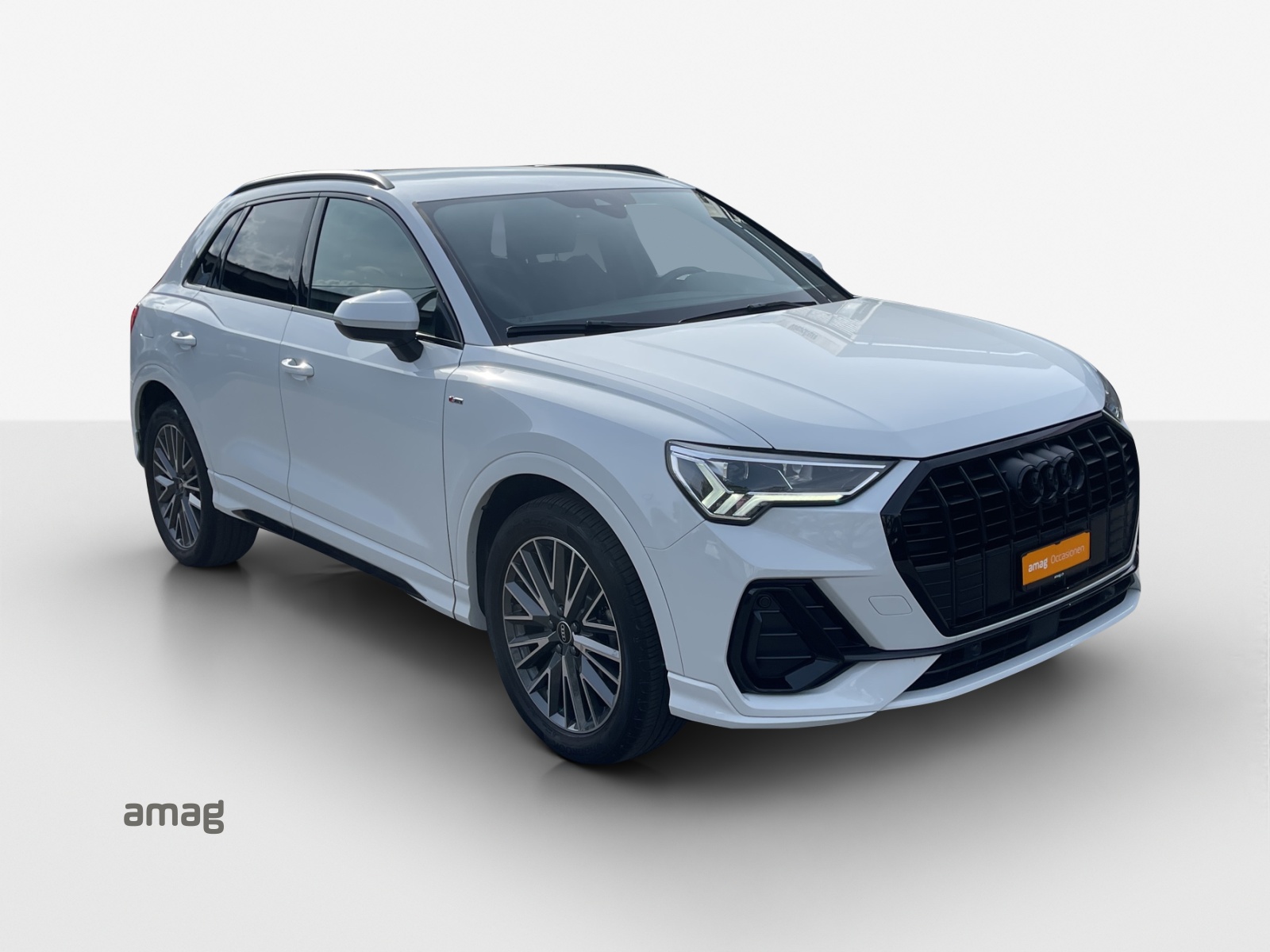 AUDI Q3 35 TFSI S line Attraction S-tronic-image-5