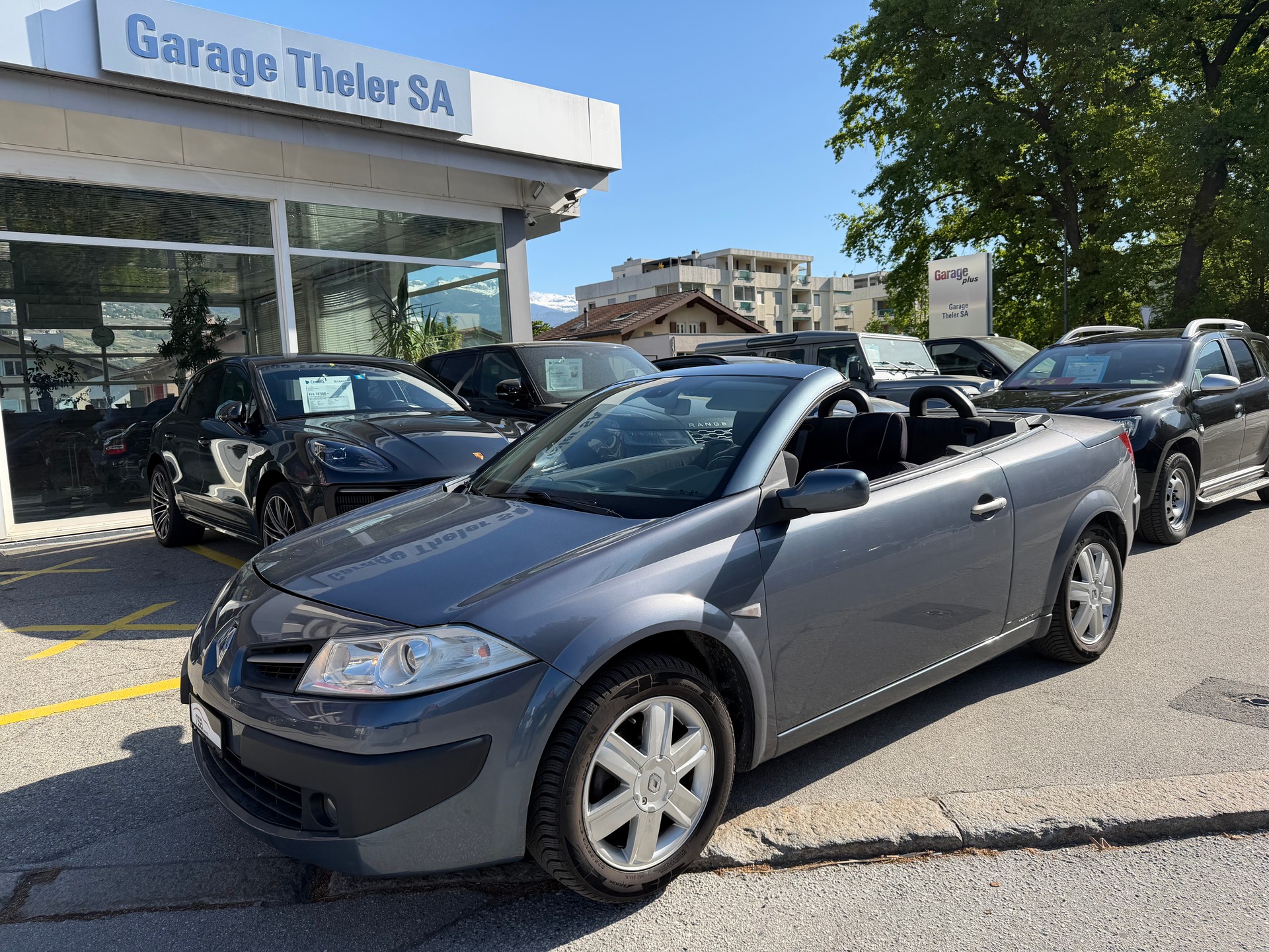 RENAULT Mégane C-C 2.0 16V Privilège Luxe