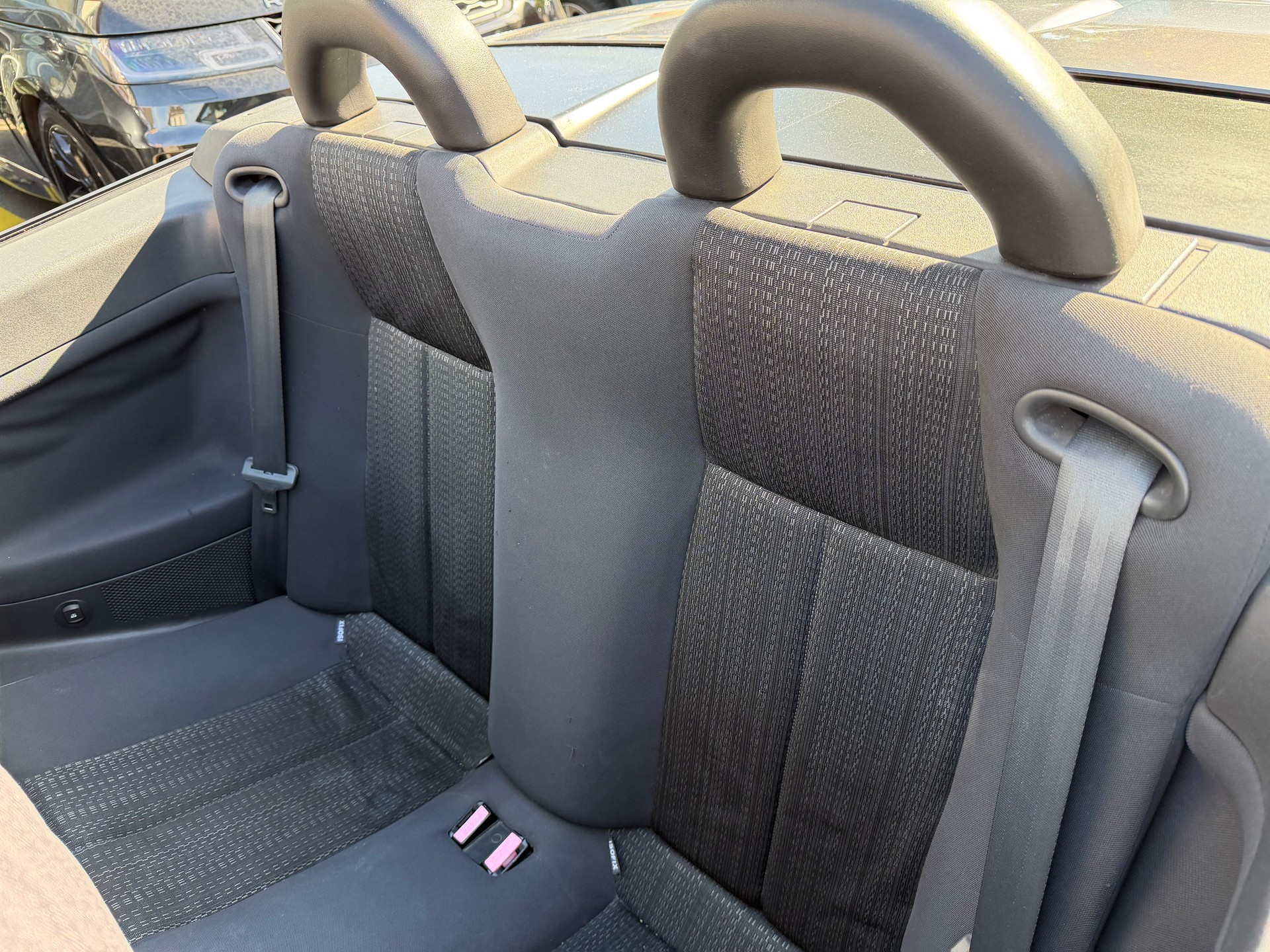 RENAULT Mégane C-C 2.0 16V Privilège Luxe-image-9
