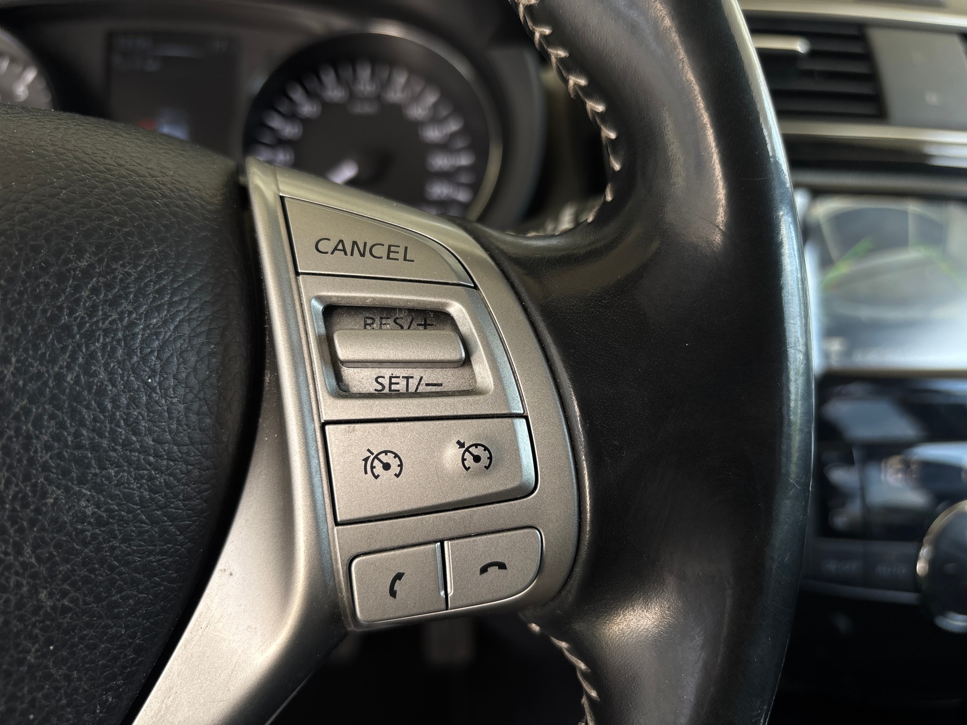 NISSAN Pulsar 1.6 DIG-T tekna-image-15