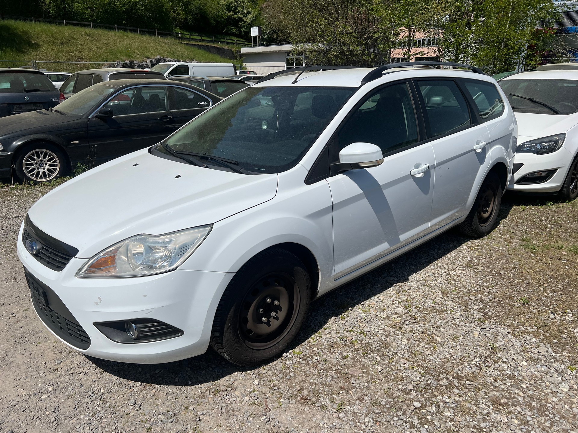 FORD Focus 1.6i VCT Carving-image-1