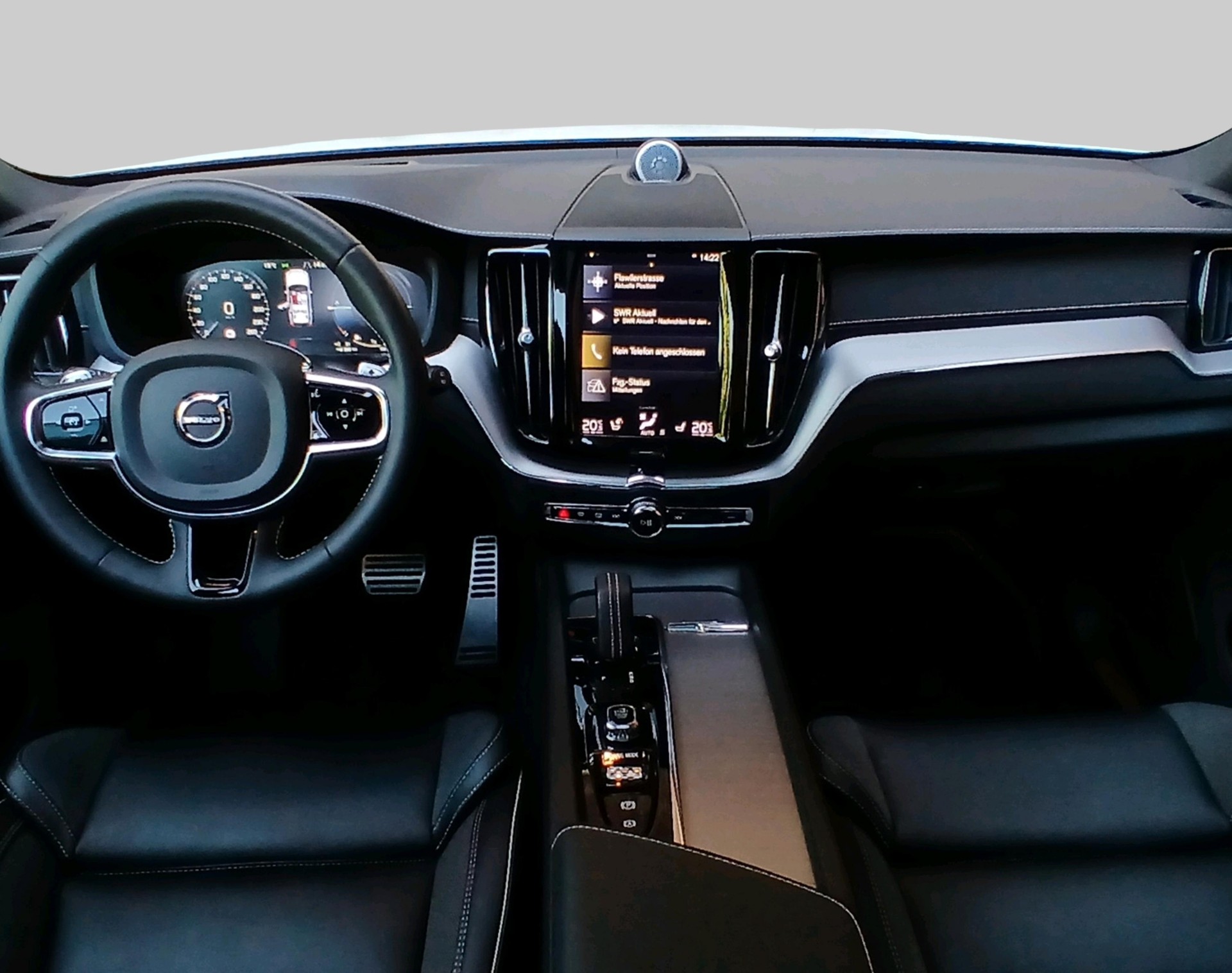 VOLVO XC60 2.0 T8 TE Polestar eAWD-image-4