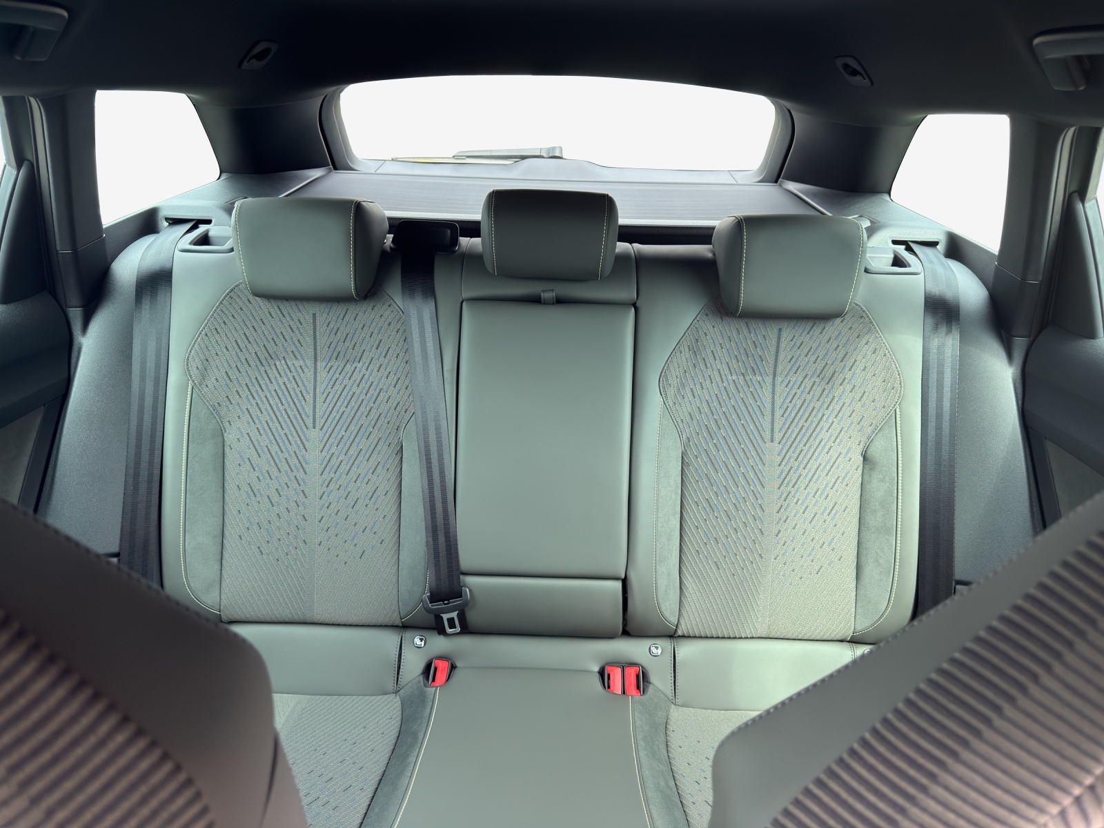 CUPRA LEON ST 1.5 e-HYBRID pHEV Prime Edition VZ DSG-image-15