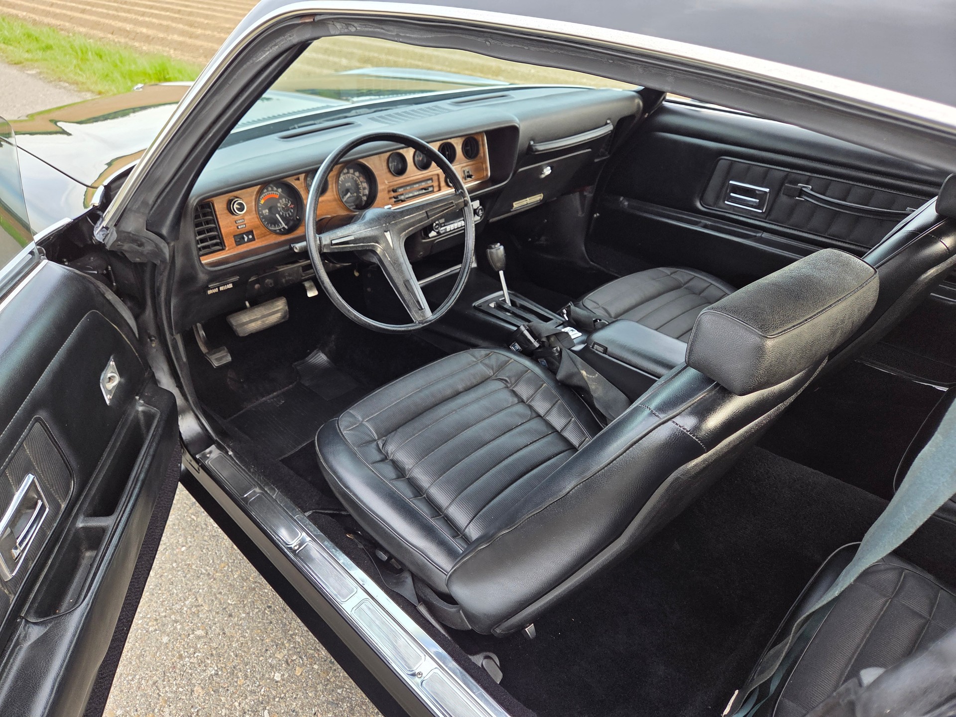 PONTIAC 350 Esprit-image-11