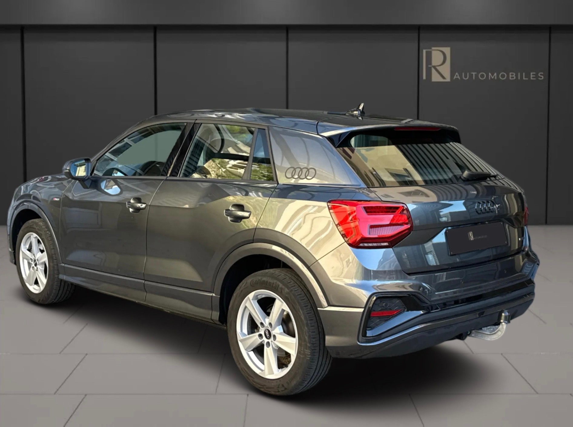 AUDI Q2 40 TFSI S line Attraction quattro S-tronic-image-4
