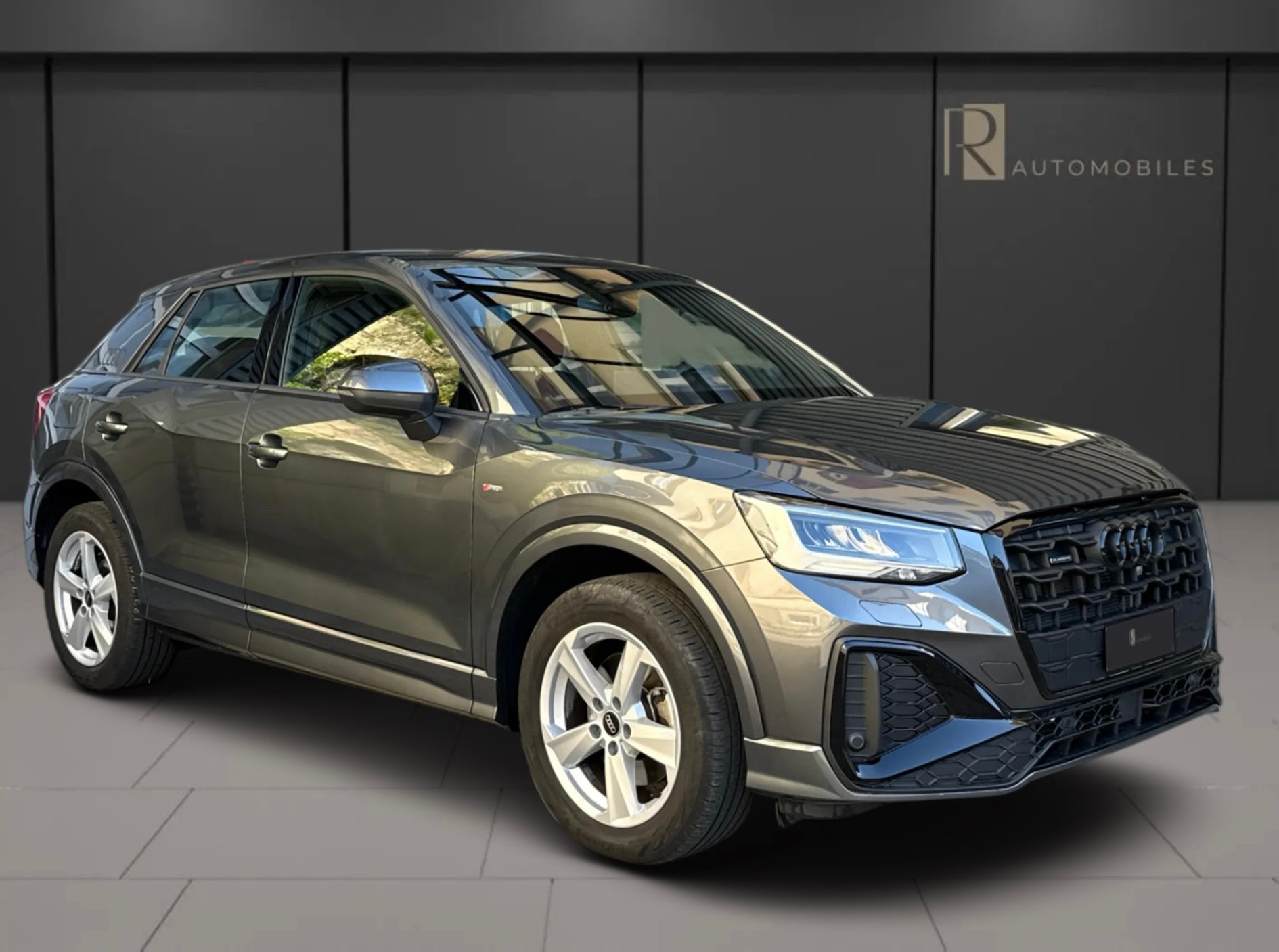 AUDI Q2 40 TFSI S line Attraction quattro S-tronic-image-0