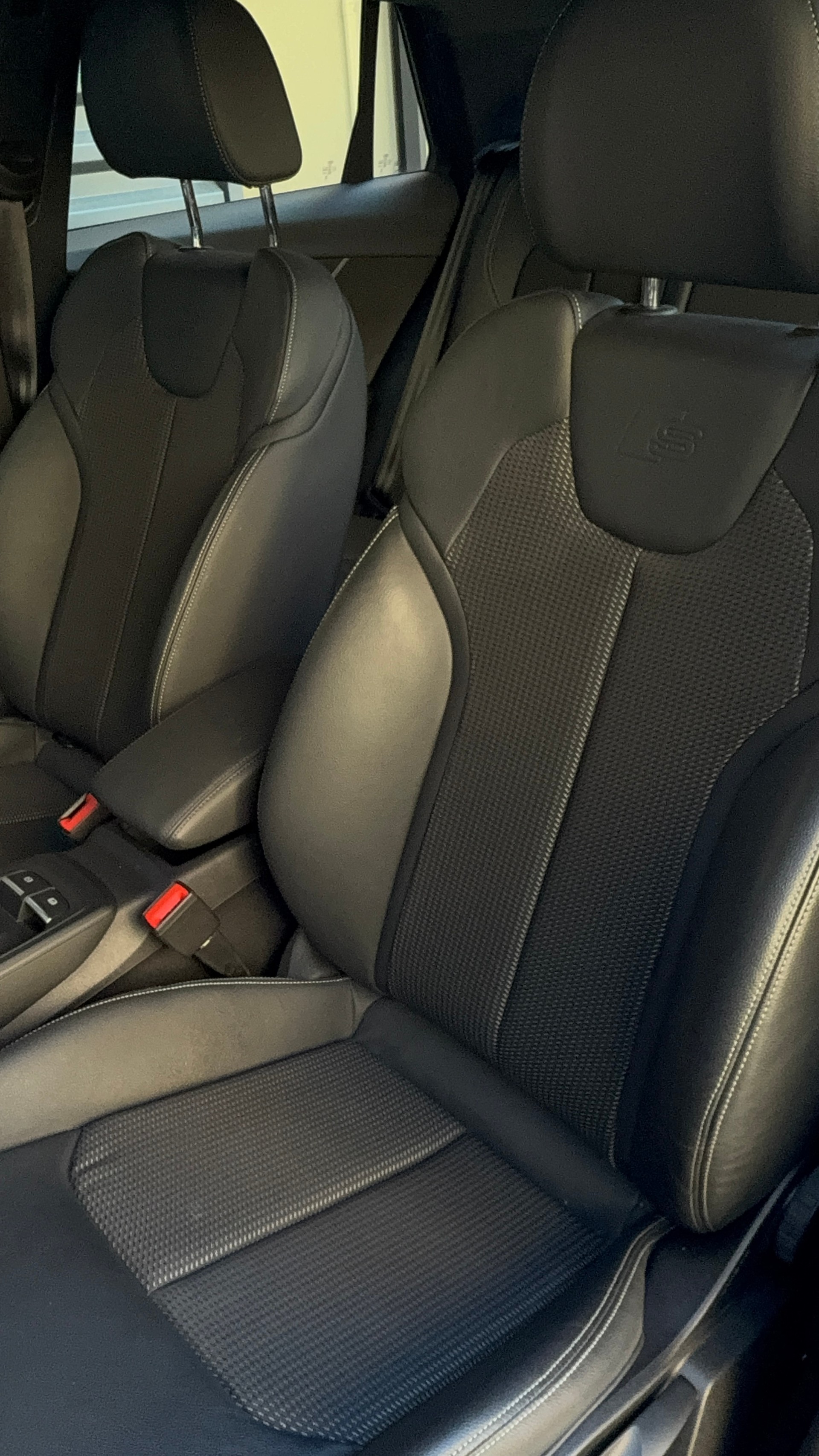 AUDI Q2 40 TFSI S line Attraction quattro S-tronic-image-8