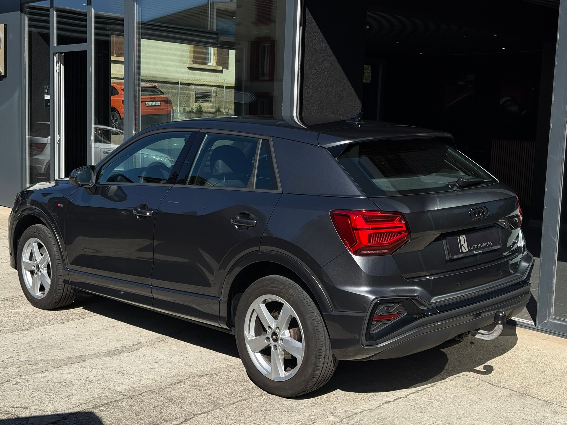AUDI Q2 40 TFSI S line Attraction quattro S-tronic-image-17