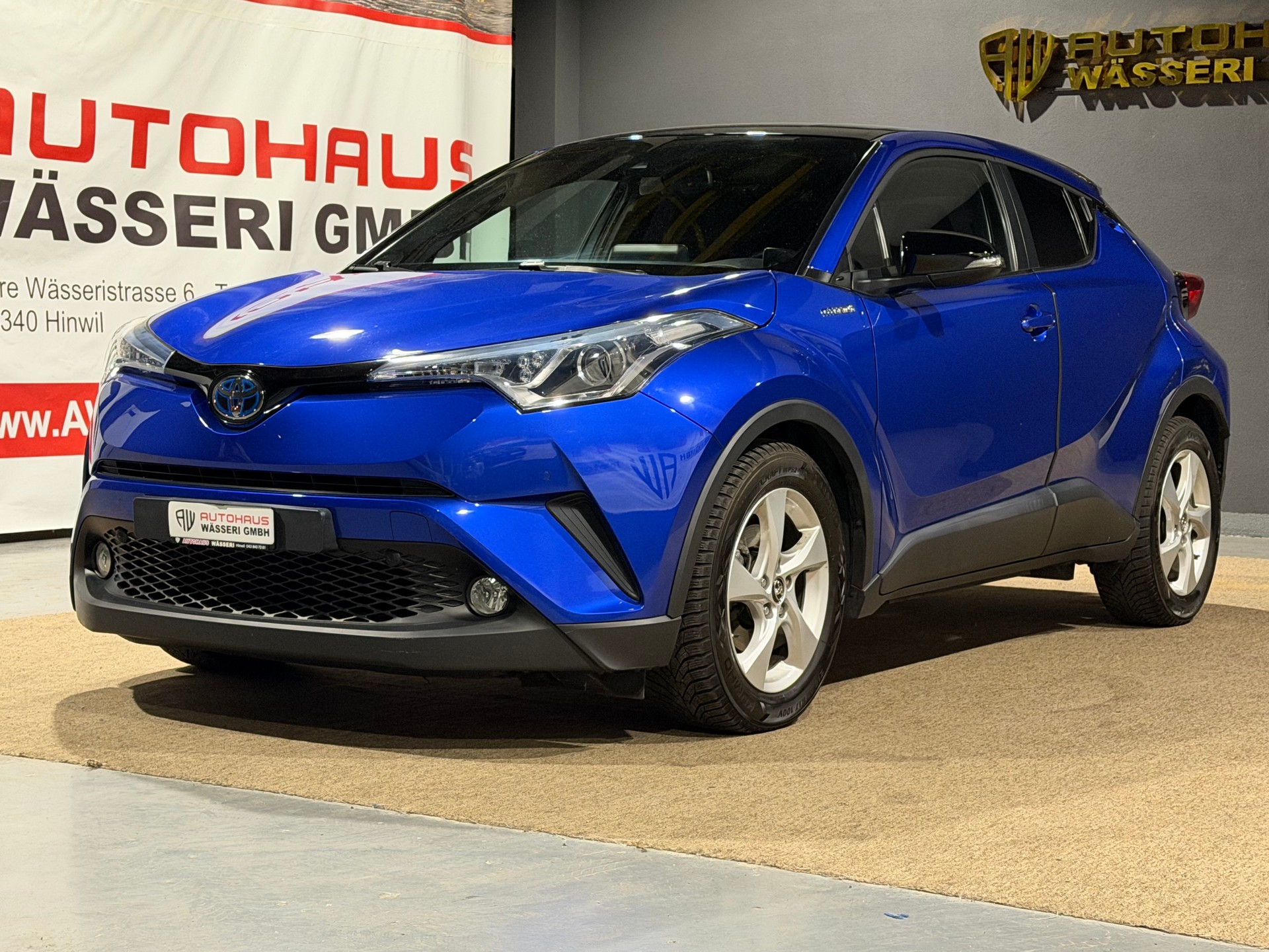 TOYOTA C-HR 1.8 HSD Comfort CVT-image-7