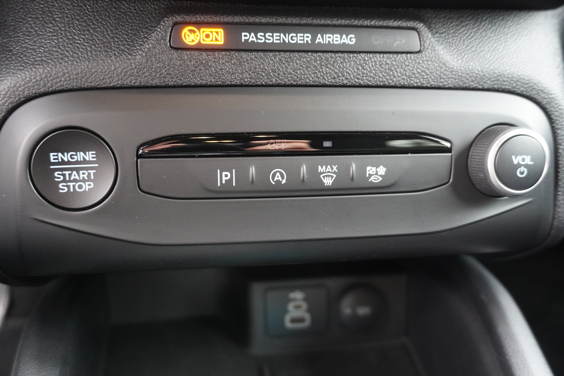 FORD Focus 1.5 EcoBlue TDCi ST-Line Automatic-image-16