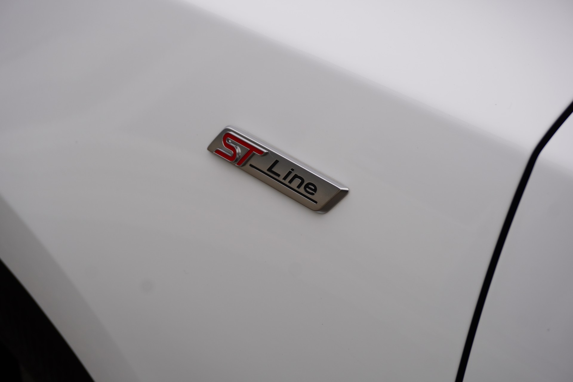 FORD Focus 1.5 EcoBlue TDCi ST-Line Automatic-image-31