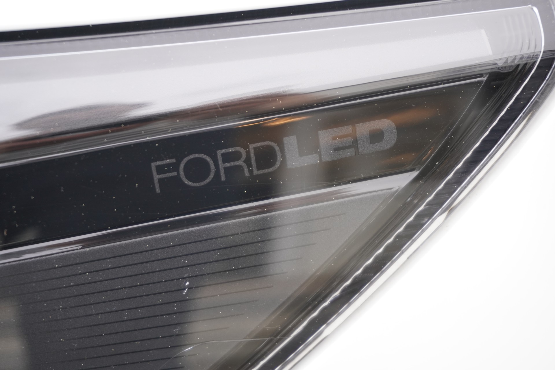 FORD Focus 1.5 EcoBlue TDCi ST-Line Automatic-image-32