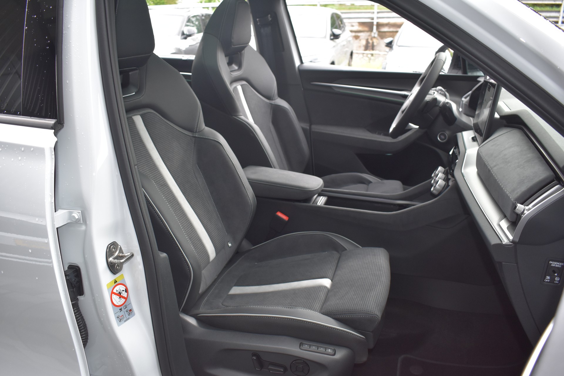 SKODA Kodiaq 2.0 TDI Sportline 4x4-image-11
