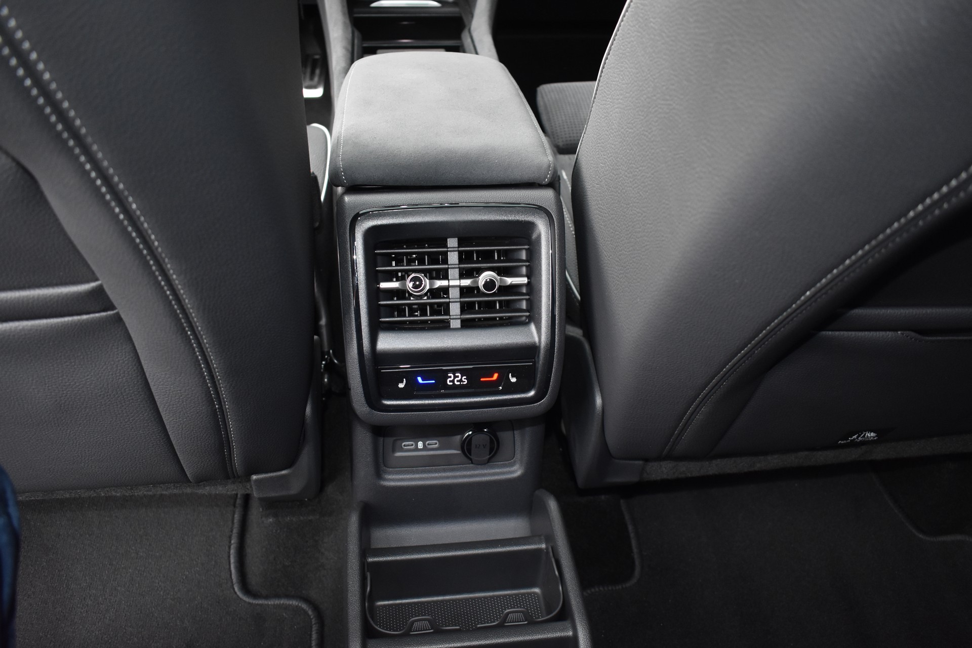 SKODA Kodiaq 2.0 TDI Sportline 4x4-image-9
