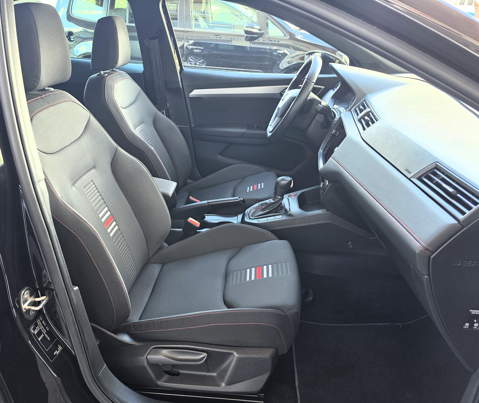 SEAT Ibiza 1.0 EcoTSI DSG FR-image-5
