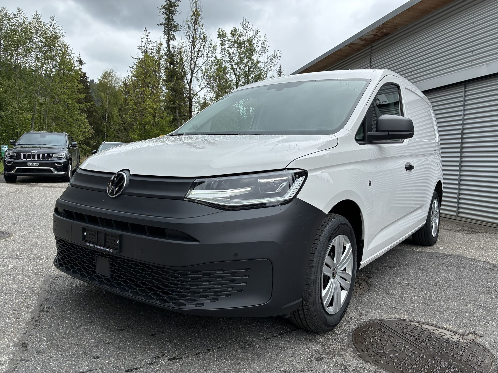 VW Caddy Cargo 2.0TDI 4Motion-image-0
