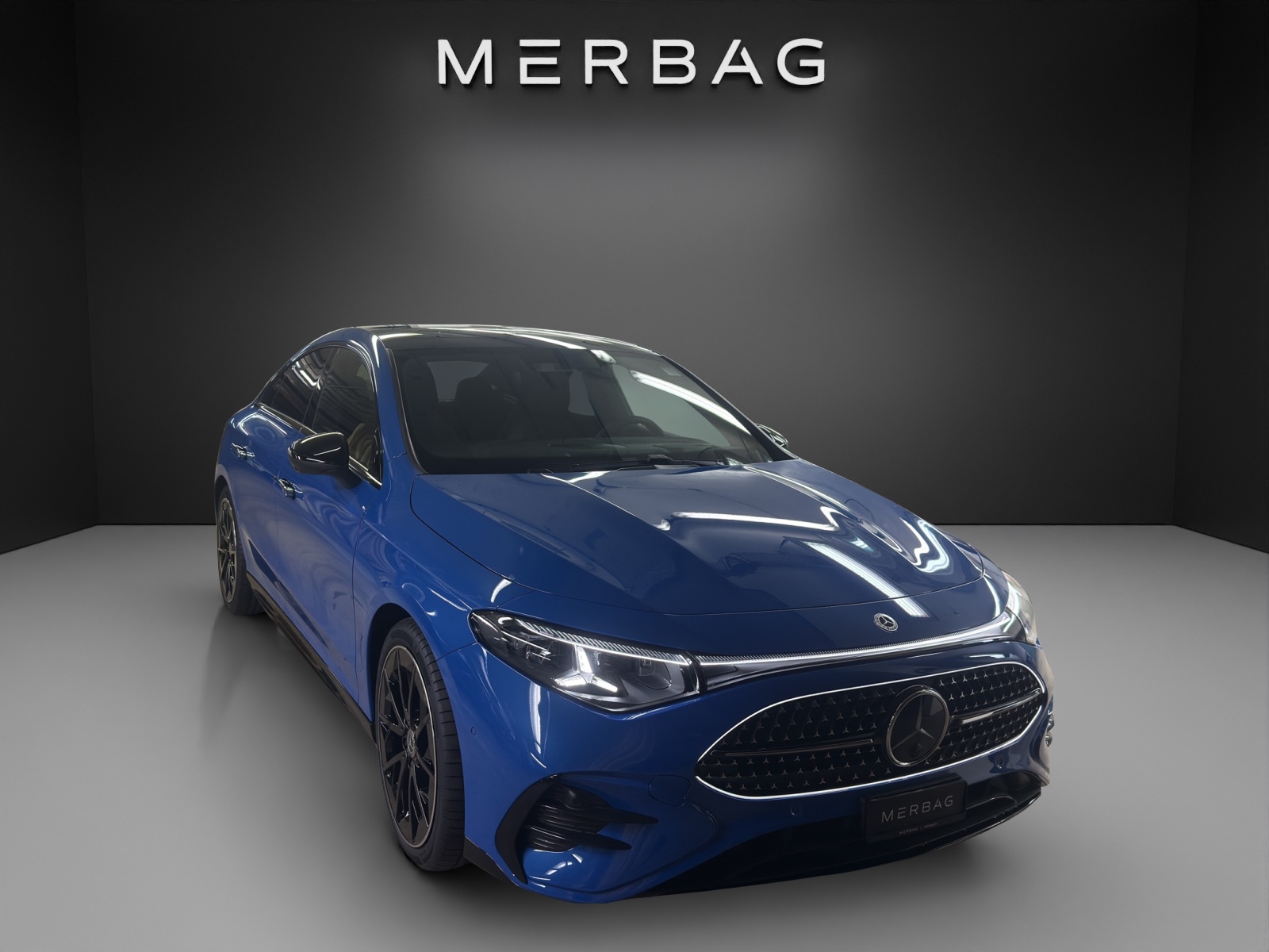 MERCEDES-BENZ CLA 220 4Matic 8G-DCT-image-5