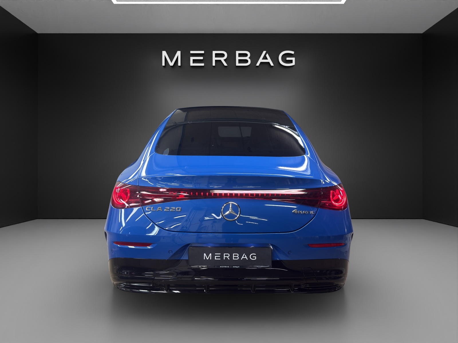 MERCEDES-BENZ CLA 220 4Matic 8G-DCT-image-3