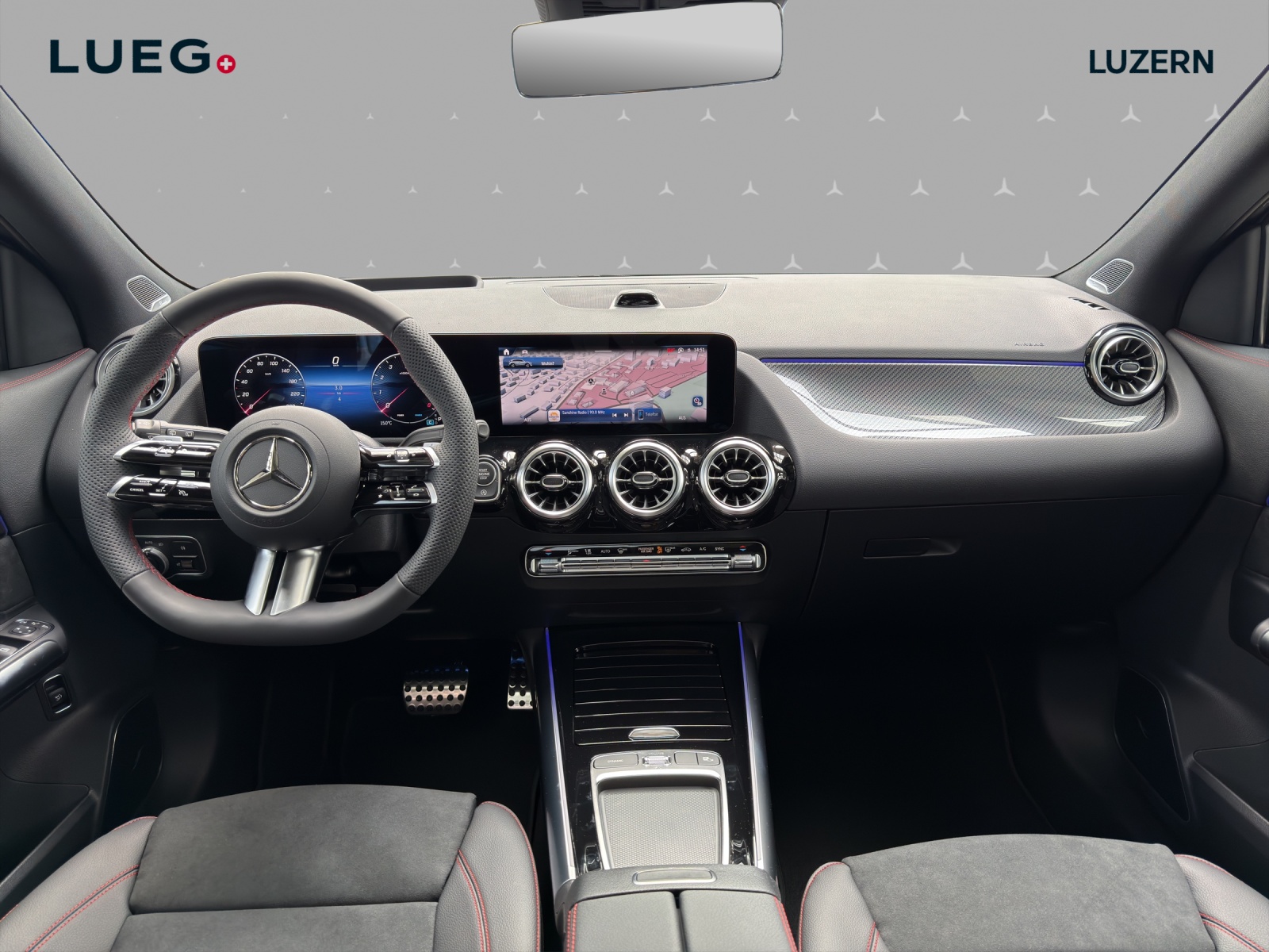 MERCEDES-BENZ GLA 200 Night Star 7G-DCT-image-10