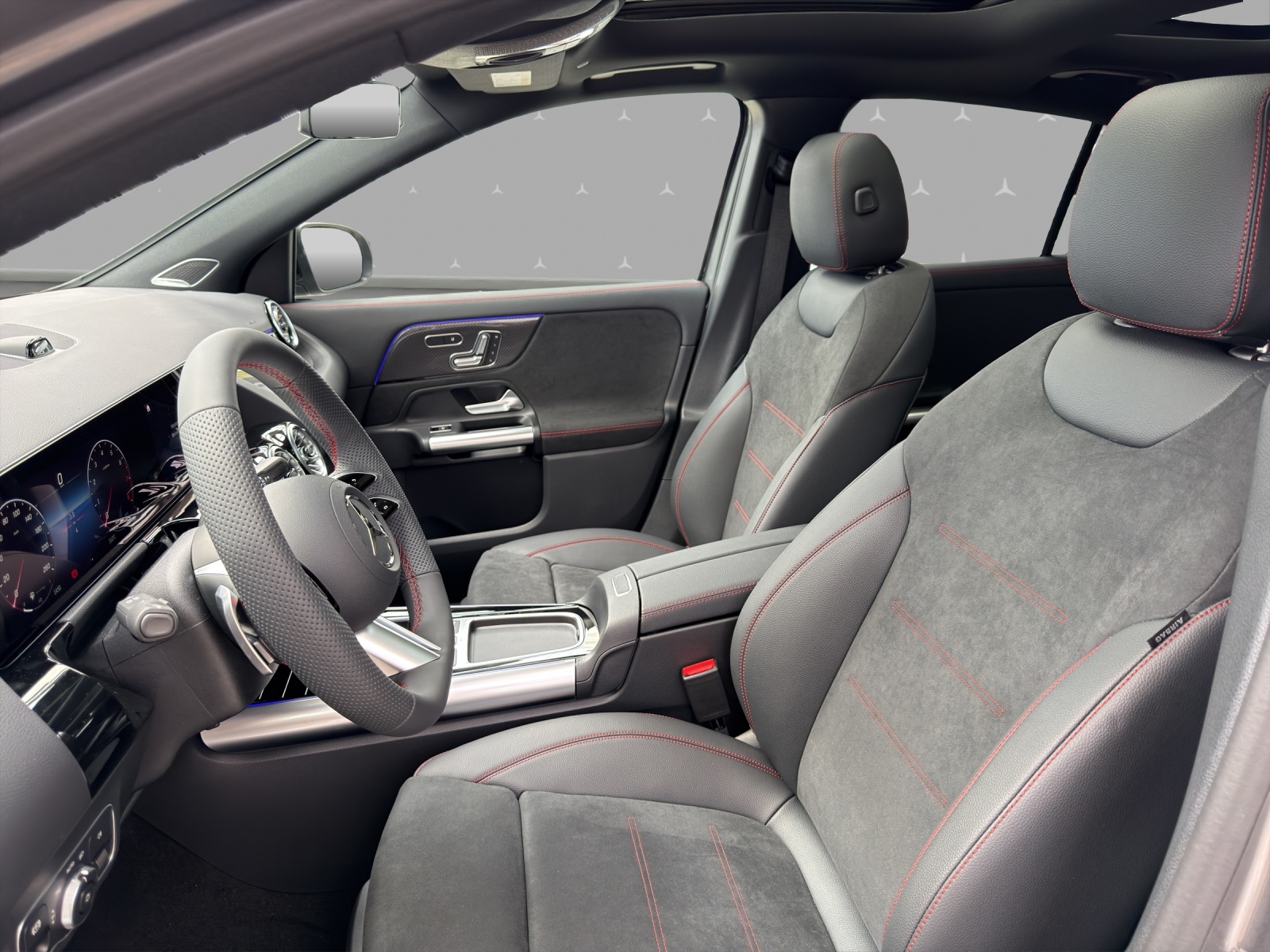 MERCEDES-BENZ GLA 200 Night Star 7G-DCT-image-7