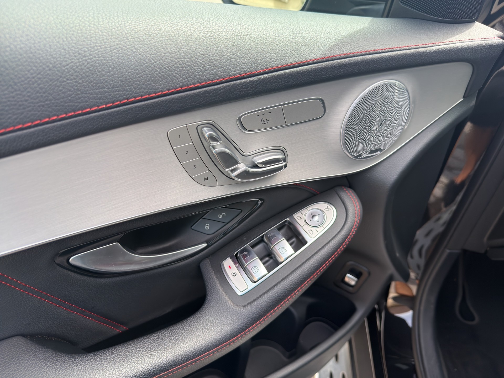 MERCEDES-BENZ GLC 43 AMG 4m Coupé-image-37