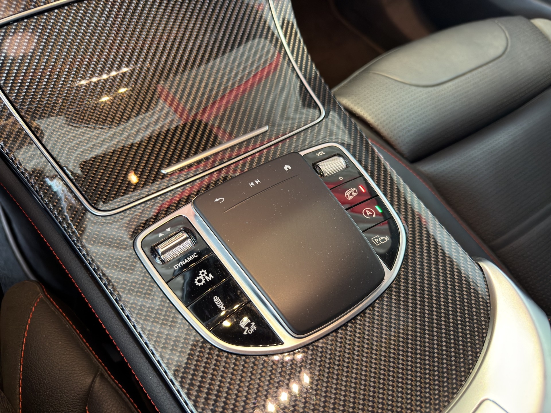 MERCEDES-BENZ GLC 43 AMG 4m Coupé-image-46