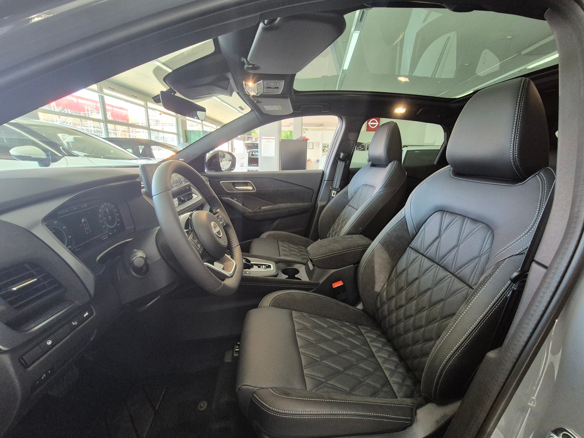 NISSAN Qashqai 1.5 VC-T e-Power Tekna+-image-8