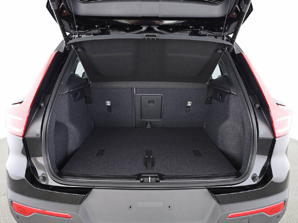 VOLVO EX40 Twin Ultra AWD XCENTRIC-image-18