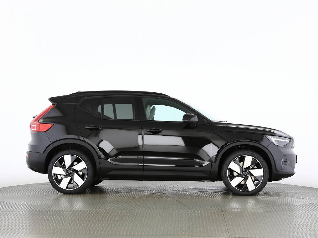VOLVO EX40 Twin Ultra AWD XCENTRIC-image-10