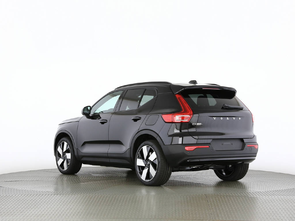 VOLVO EX40 Twin Ultra AWD XCENTRIC-image-6