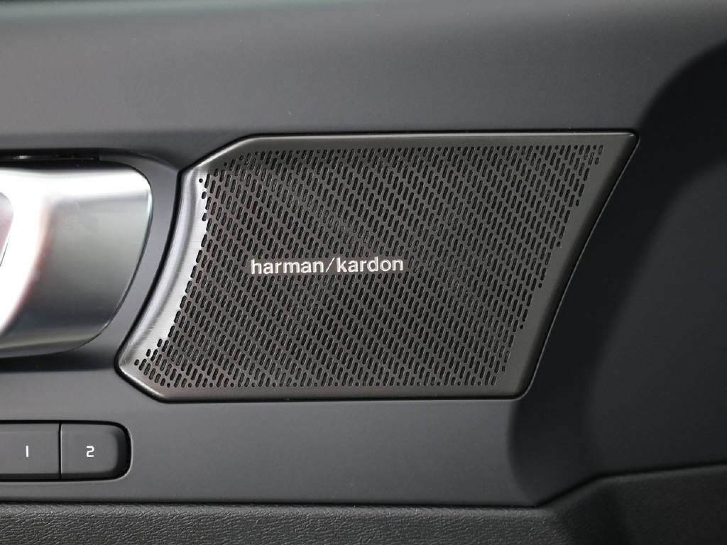 VOLVO EX40 Twin Ultra AWD XCENTRIC-image-5