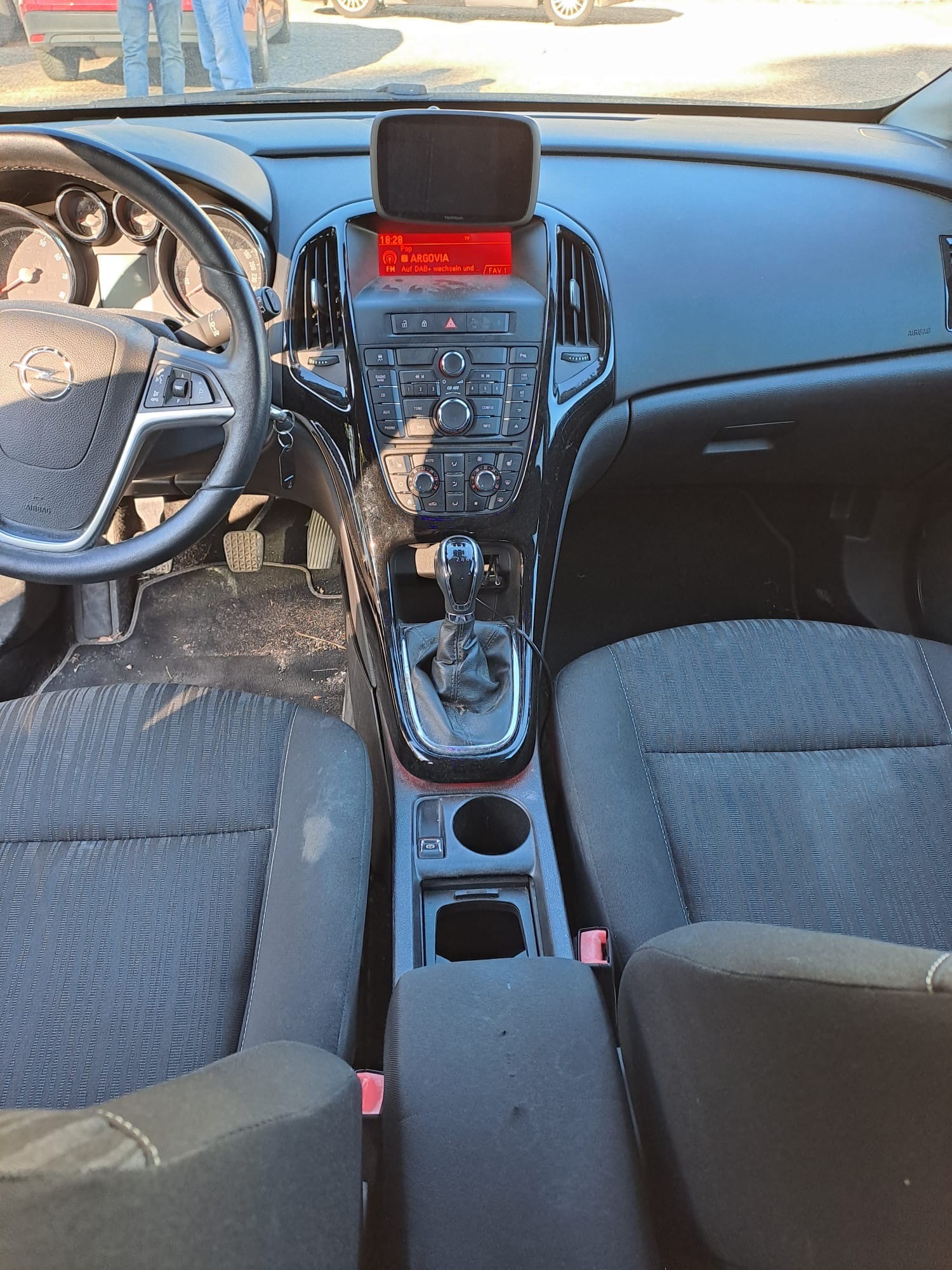 OPEL Astra SportsTourer 1.4i 16V Turbo-image-9